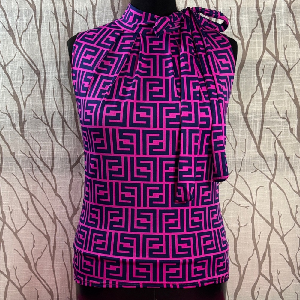 Chic Pink and Black Geometric Blouse - Size Small